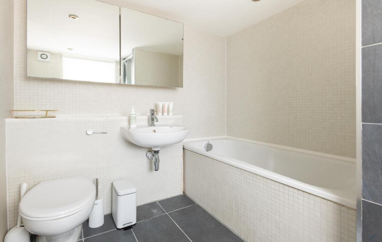 The Euston Square Escape - Modern And Central 4Bdr Home ลอนดอน ภายนอก รูปภาพ