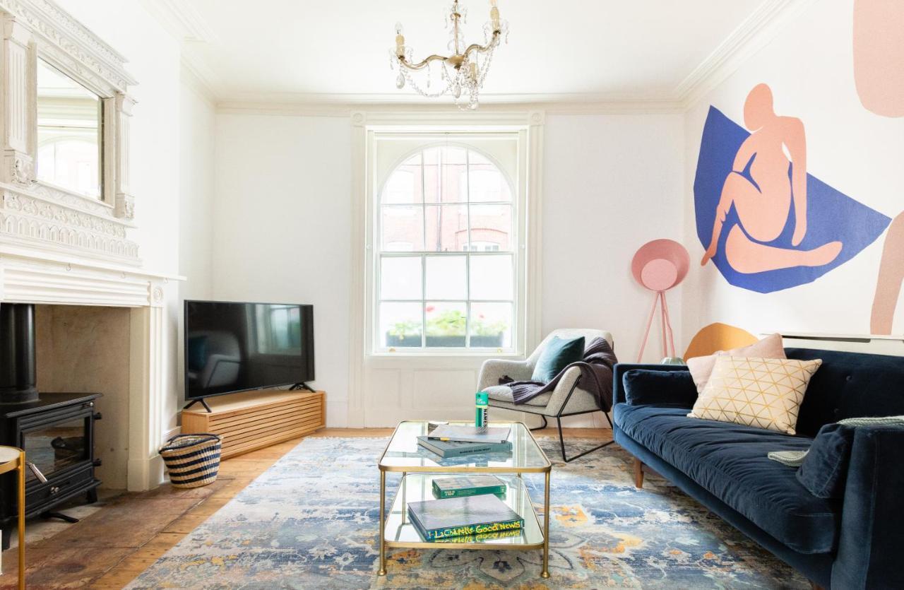 The Euston Square Escape - Modern And Central 4Bdr Home ลอนดอน ภายนอก รูปภาพ